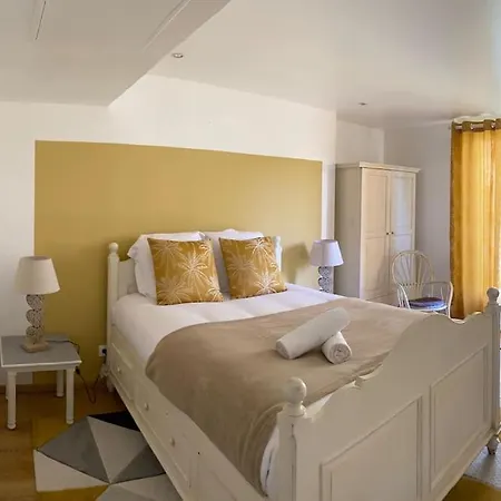 בית נופש Ravissante Maison Au Coeur De קאבורג